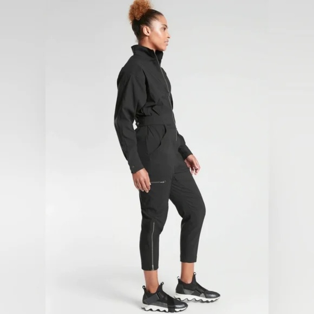 Athleta Lenox Jumpsuit Long Sleeve Black Size 4 Onesie Athletic